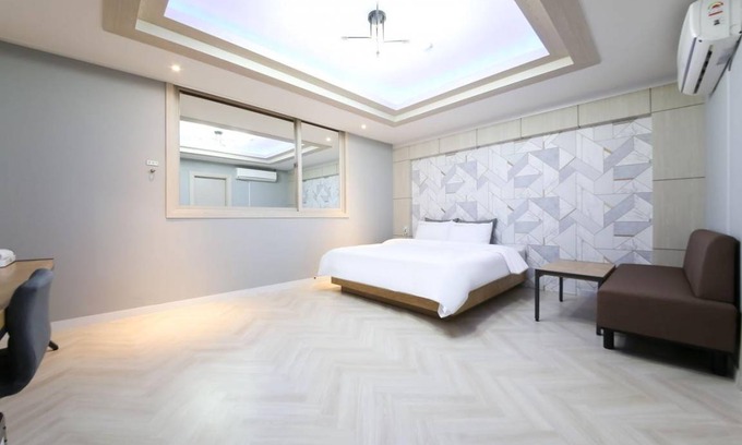 Mokpo Hotel | 50 m² Hotel ∙ 4 guests