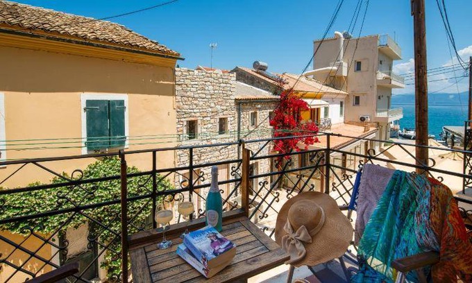 Longos House | 50 m² House ∙ 1 bedroom ∙ 3 guests
