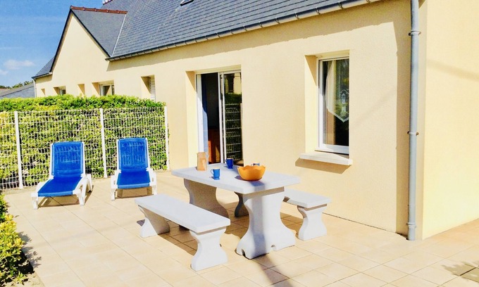 Barneville-Carteret House | 50 meters from the BEACH/SEA Quiet house, Private parking, charges included