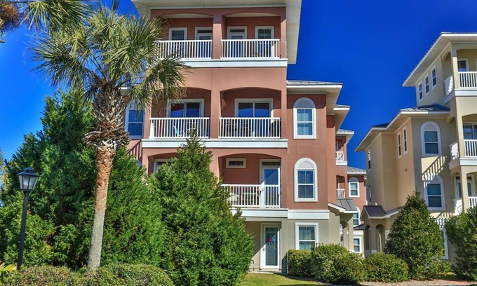 Sunnyside House | 50% off Flash Sale Aug-Dec Inquire for rates. Gulf views & powdery white beaches