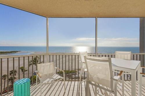 South Island Apartment | 50 Shades of White - Gullwing #805 - 6620 Estero Blvd condo