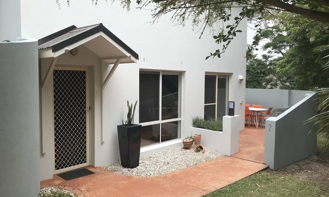 Narrawallee Villa | 500mtrs from beautiful Narrawallee Beach