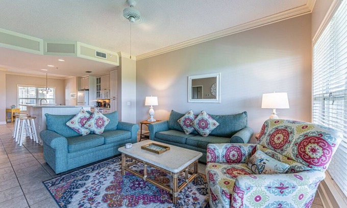 Hilton Head Island Villa | 507 North Shore Place | Across from Beach & Coligny