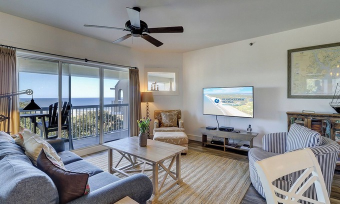 Palmetto Dunes Villa | 509 Barrington Court is a gorgeous property with ocean and pool views.