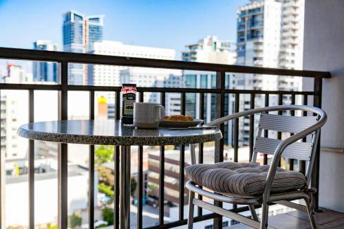 Perth Central Business District Apartment | 51 m² Apartment ∙ 1 bedroom ∙ 2 guests