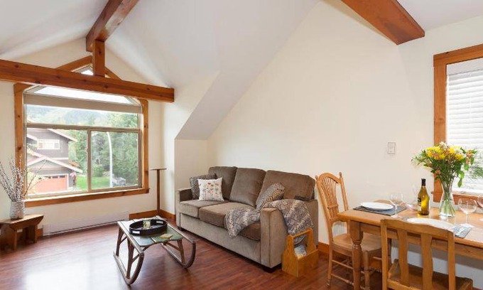 Pemberton Apartment | 51 m² Apartment ∙ 1 bedroom ∙ 2 guests