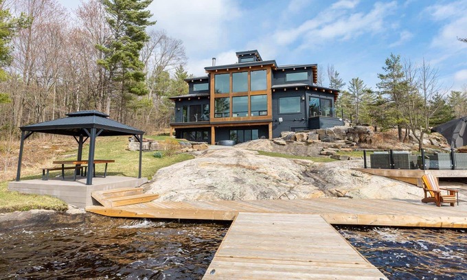 Severn House | 513 Gloucester Pool S