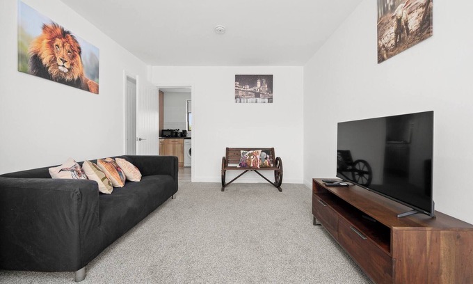 Belle Vue House | 52 Furnival Road Manchester