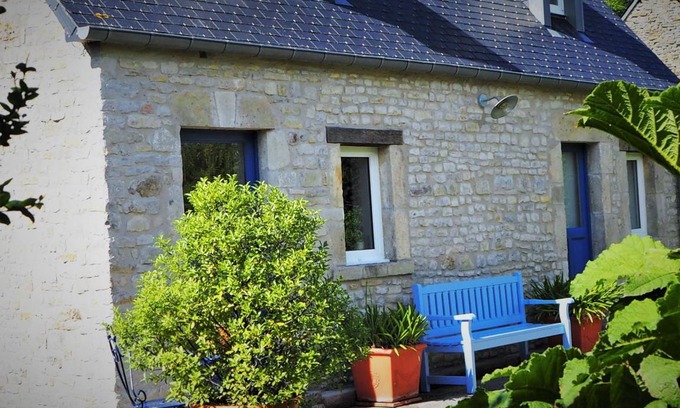 Audouville-la-Hubert House | 52 m² Gîte ∙ 2 bedrooms ∙ 4 guests