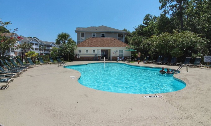 North Myrtle Beach Condo | 521 Arbor Trace - Barefoot Resort Rentals