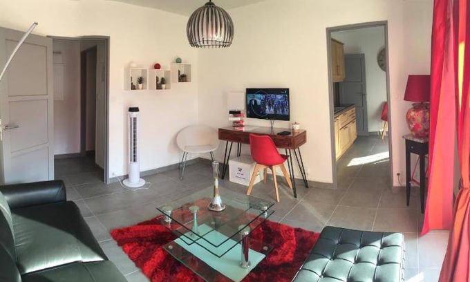 Alencon Apartment | 53 m² Apartment ∙ 1 bedroom ∙ 2 guests