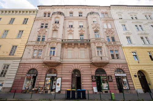 Ferencvaros Apartment | 53 m² Apartment ∙ 3 bedrooms ∙ 7 guests
