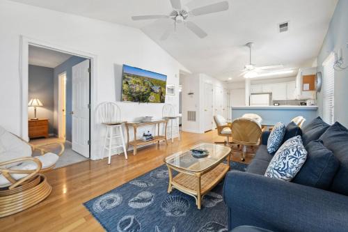 Pawleys Island Apartment | 53E Bayside Birdie condo