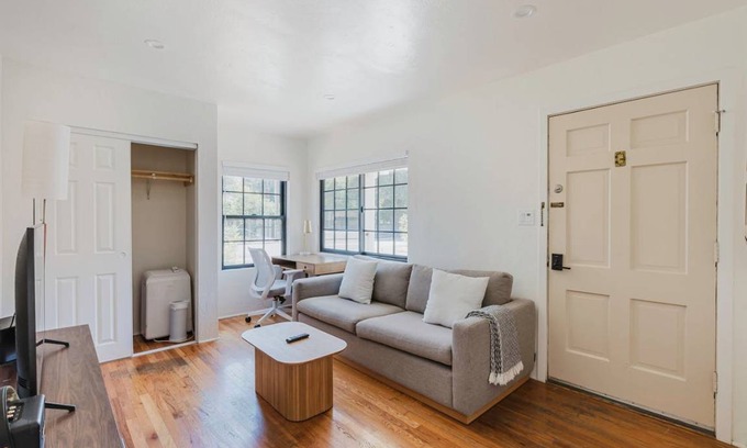 Northside Apartment | 54 m² Apartment ∙ 1 bedroom ∙ 2 guests