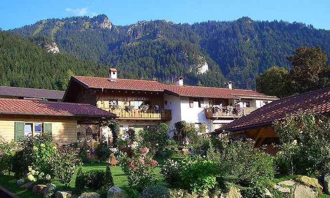 Oberammergau Apartment | 55 m² Apartment ∙ 2 bedrooms ∙ 3 guests