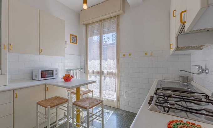 San Donato-San Vitale Apartment | 55 m² Apartment ∙ 1 bedroom ∙ 3 guests