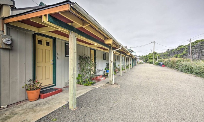 Waldport Cottage | 55 m² Cabin ∙ 2 bedrooms ∙ 6 guests