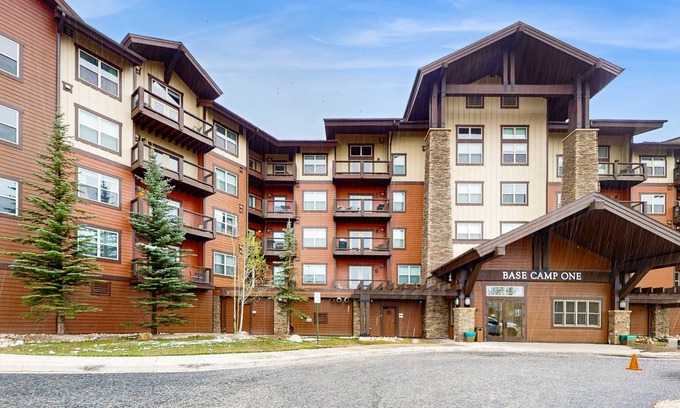 Silvercreek Condo | 55 m² Condo ∙ 1 bedroom ∙ 4 guests