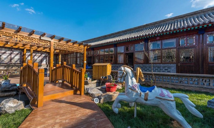 Badalingzhen Hotel | 55 m² Hotel ∙ 30 guests