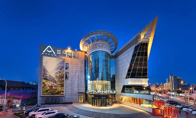 Hebei Hotel | 55 m² Hotel ∙ 5 guests