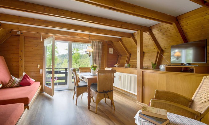 Schwarzenbach House | 55 m² House ∙ 1 bedroom ∙ 2 guests