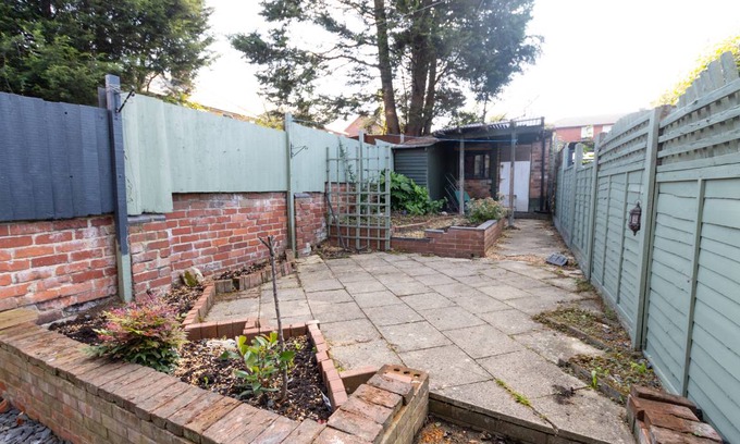 Nottingham House | 55 m² House ∙ 4 bedrooms ∙ 6 guests
