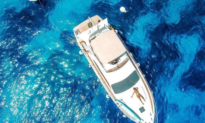 Notteri Boat Rental | 55 m² Houseboat ∙ 2 bedrooms ∙ 4 guests