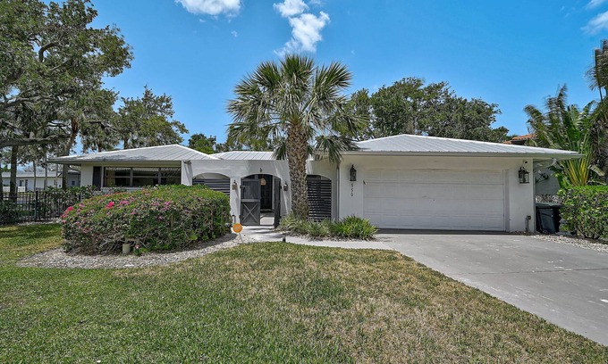 Siesta Key House | 550 Commonwealth Pl S