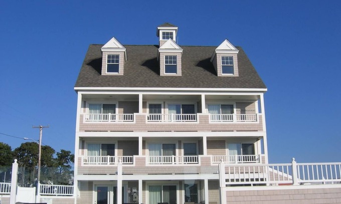 Dennis Port Condo | 56 Chase Ave - SD150