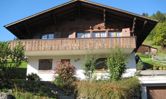 Lenk Apartment | 56 m² Apartment ∙ 2 bedrooms ∙ 5 guests