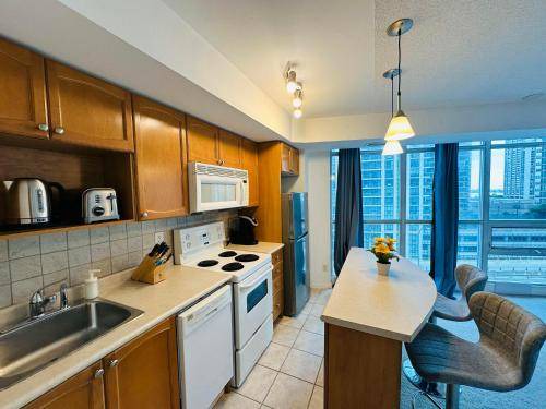 Downtown Toronto Apartment | 56 m² Apartment ∙ 2 guests