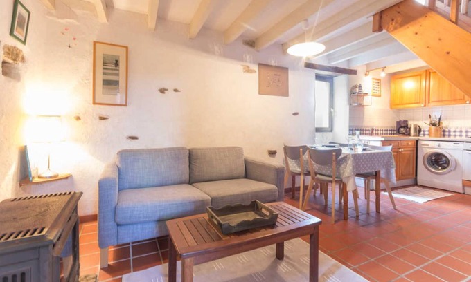 Le Palais House | 56 m² Gîte ∙ 2 bedrooms ∙ 3 guests