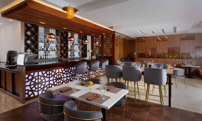 Shymkent Hotel | 56 m² Hotel ∙ 127 guests