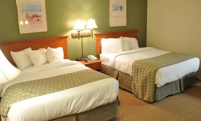 Pilot Knob Hotel | 56 m² Hotel ∙ 2 bedrooms ∙ 9 guests