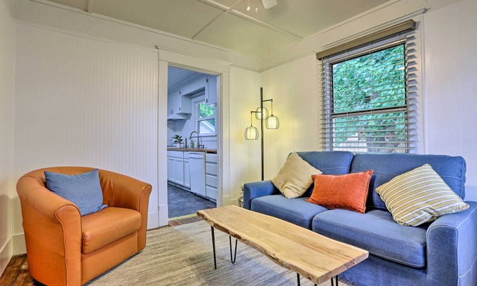 Baker City House | 56 m² House ∙ 1 bedroom ∙ 4 guests