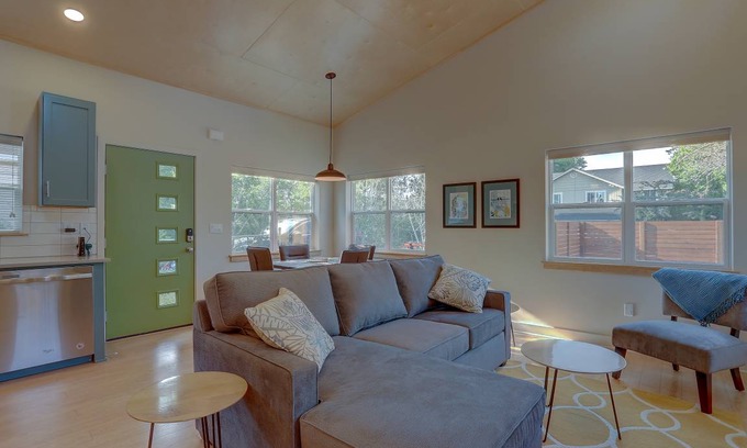 Larkspur House | 56 m² House ∙ 1 bedroom ∙ 4 guests