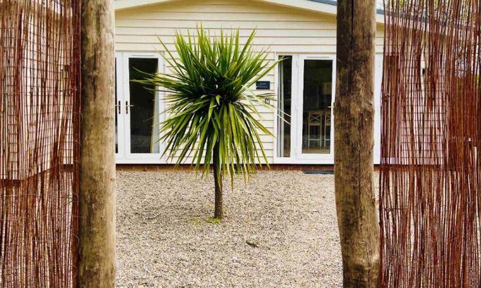 Etchinghill House | 56 m² House ∙ 2 bedrooms ∙ 4 guests