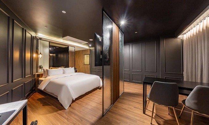Seosan Hotel | 56 m² Motel ∙ 2 bedrooms ∙ 4 guests