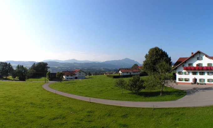 Sulzberg Apartment | 57 m² Apartment ∙ 2 bedrooms ∙ 4 guests