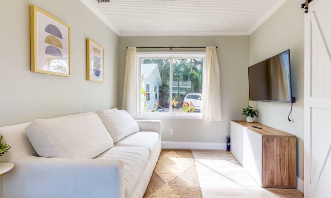 Sailboat Bend House | 57 m² House ∙ 2 bedrooms ∙ 4 guests