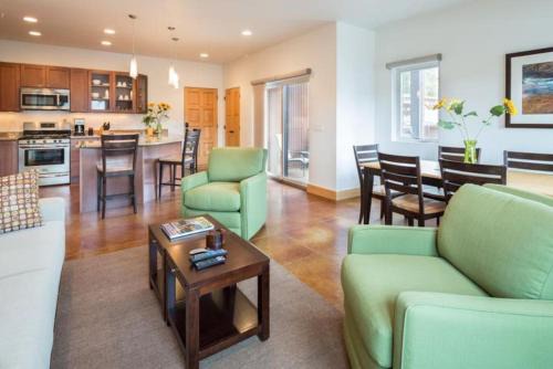 Moab House | 57 Robber's Roost