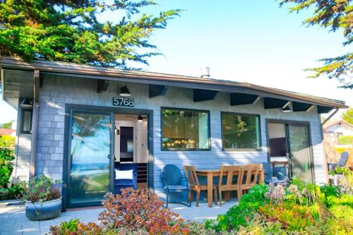 San Simeon House | 5768 Moonstone Bch Dr.