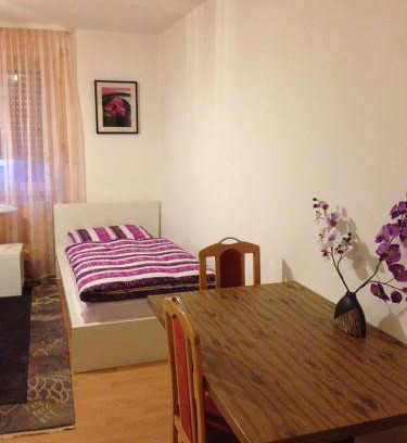 Mitte Apartment | 58 m² Apartment ∙ 2 bedrooms ∙ 5 guests