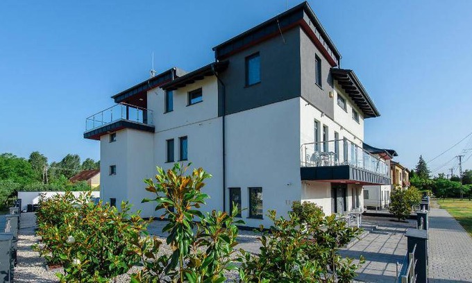 Kiskunmajsa Bed & Breakfast | 58 m² Bed and breakfast ∙ 2 bedrooms ∙ 5 guests