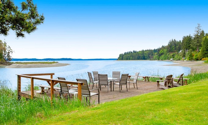 Lakebay House | 58 m² House ∙ 3 bedrooms ∙ 6 guests