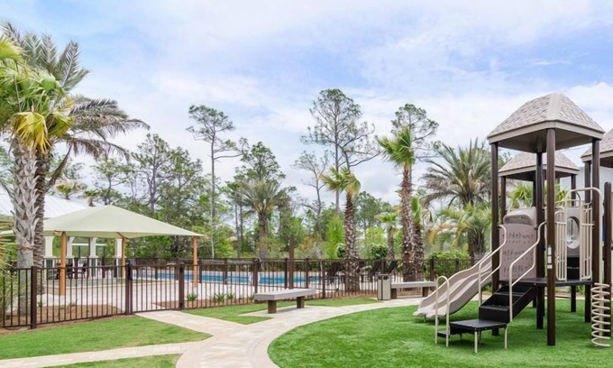 Santa Rosa Beach House | 5B Luxury Pet Friendly Overlooks Pool w EV Charger