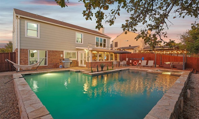North Richland Hills House | 5BD, 3BA Retreat, Pool, Firepit, Cinema, Games, BBQ