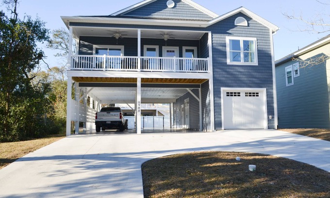 Crescent Beach House | 5BD&4BA Private Pool&HotTub, just steps from the beach! Sleeps 14
