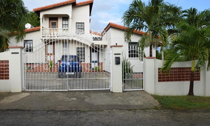 Arthurs Seat House | 5Bedrooms Eulen Villa Arthur Seat St Thomas Barbados