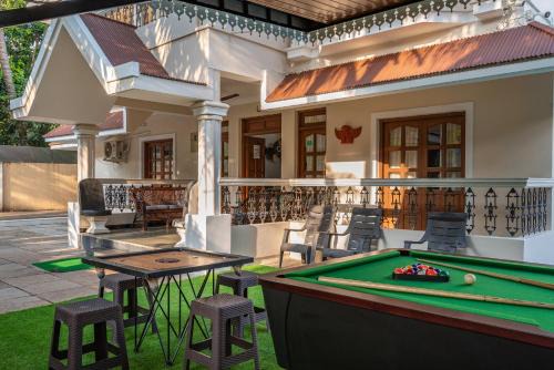 Gauravaddo Villa | 5BHK Villa Calangute Phase 2, just 2 Min walk to Calangute Beach